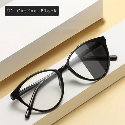 Photochromic Cat Eye Sunglasses | UV400 Anti-Blue Light Glasses for Women