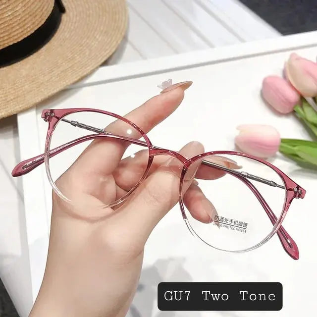 Photochromic Anti-Blue Light Glasses | UV400 Sun-Reactive Sunglasses – Transparent White Round Frame | Kabayan Bazaar UAE